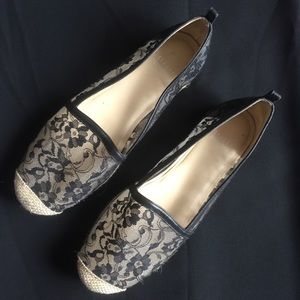 Stuart Weitzman Lace Flats (worn once)